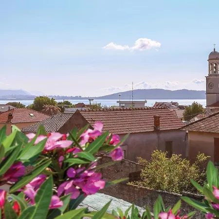 Lovely In Kastel Stari With Wifi * Kastela