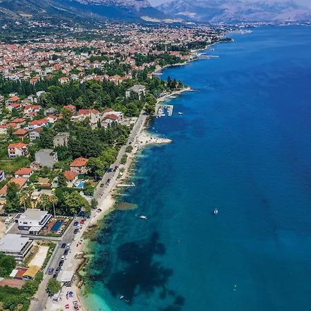 Lovely In Kastel Stari With Wifi Apartment Kastela